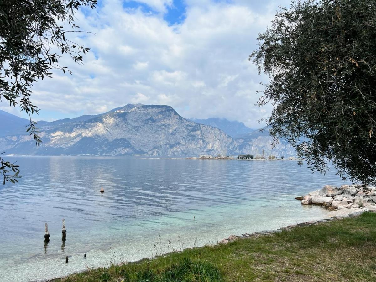 Absentia 1763 Garda Boutique Home - Lake Front Brenzone sul Garda Eksteriør bilde